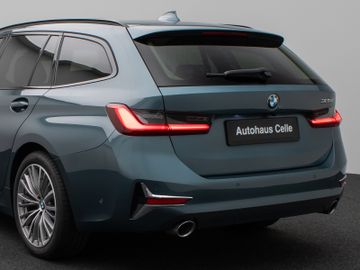 Fahrzeugabbildung BMW 320d Luxury Line Kamera HUD DAB HiFi Komfort LED