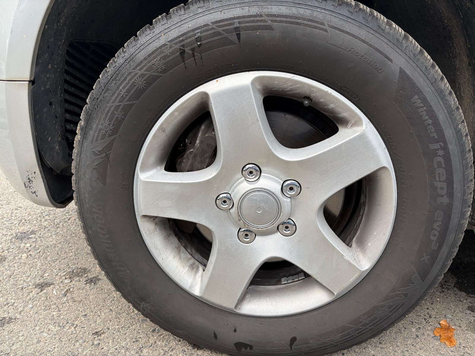 Volkswagen Touareg 2005 — photo 18