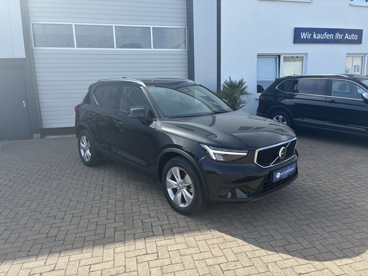 Volvo XC40 B3 Core RFK LED ACC imagem 3