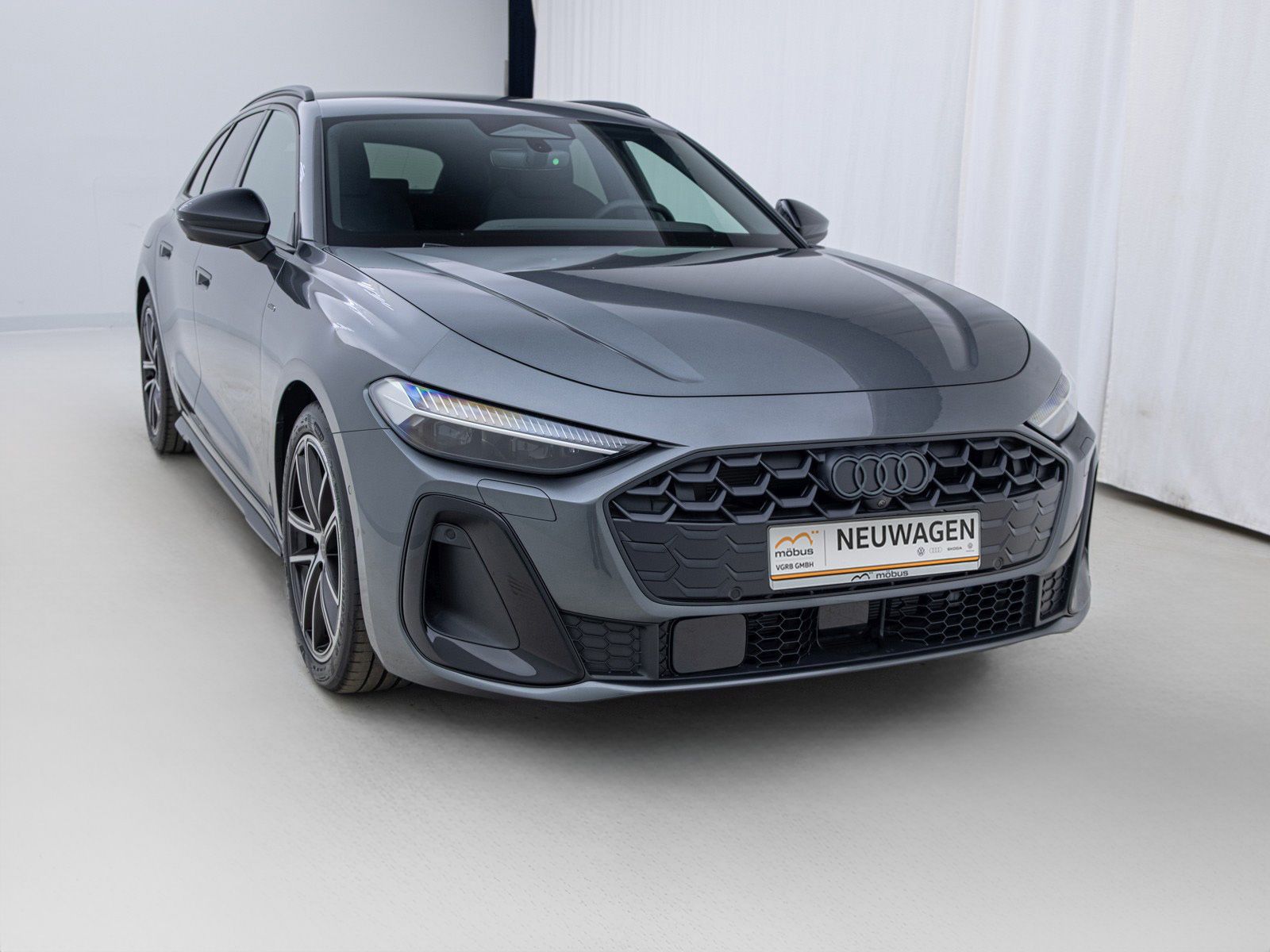 Audi A5 Avant e-hybrid 220 kW*S-TRO*QUA*AHK*360* imagem 3