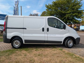 Renault Trafic - 2