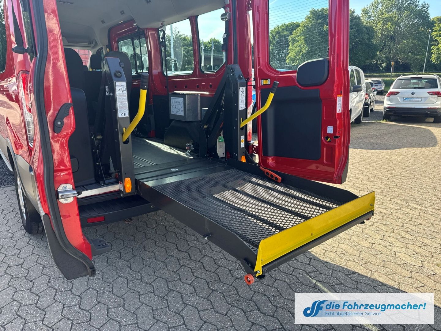Fahrzeugabbildung Ford Transit Kombi 350 L3 2.2 TDCi DPF *7126 *KLIMA