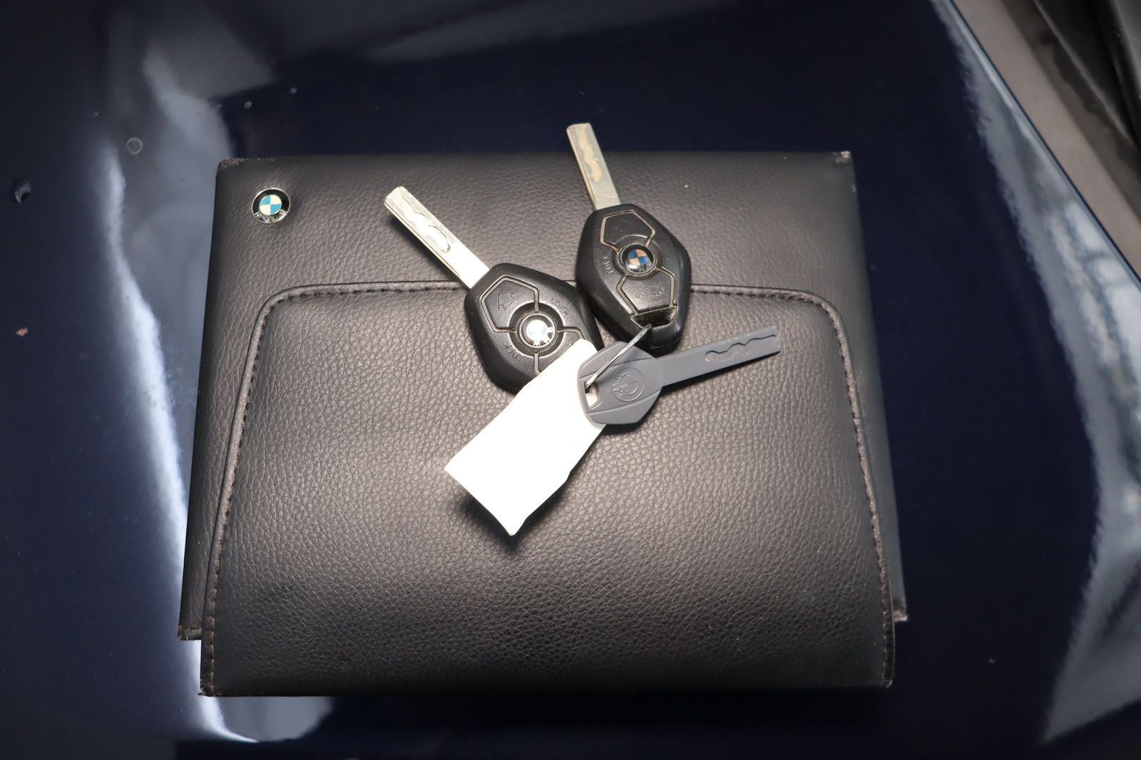 Fahrzeugabbildung BMW 320 i * Xenon * Leder * Sitzhzg. PDC