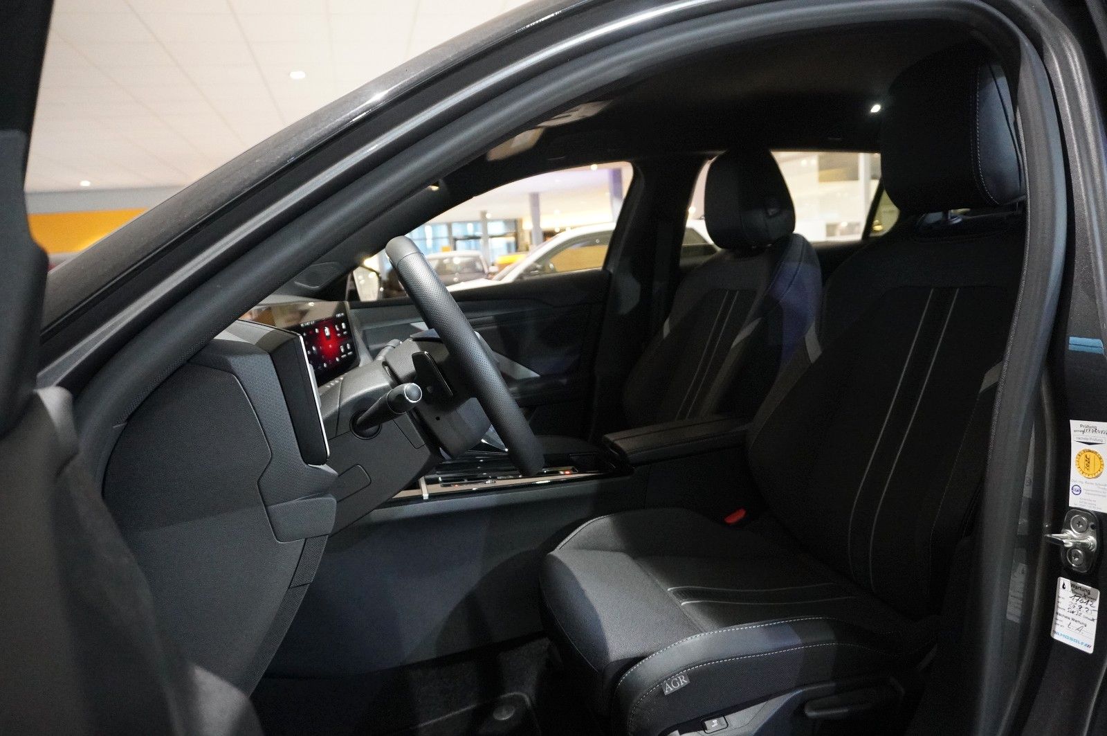 Fahrzeugabbildung Opel Astra L ST 1.2T GS LINE NAVI/LED/360°/VIRT./DAB+