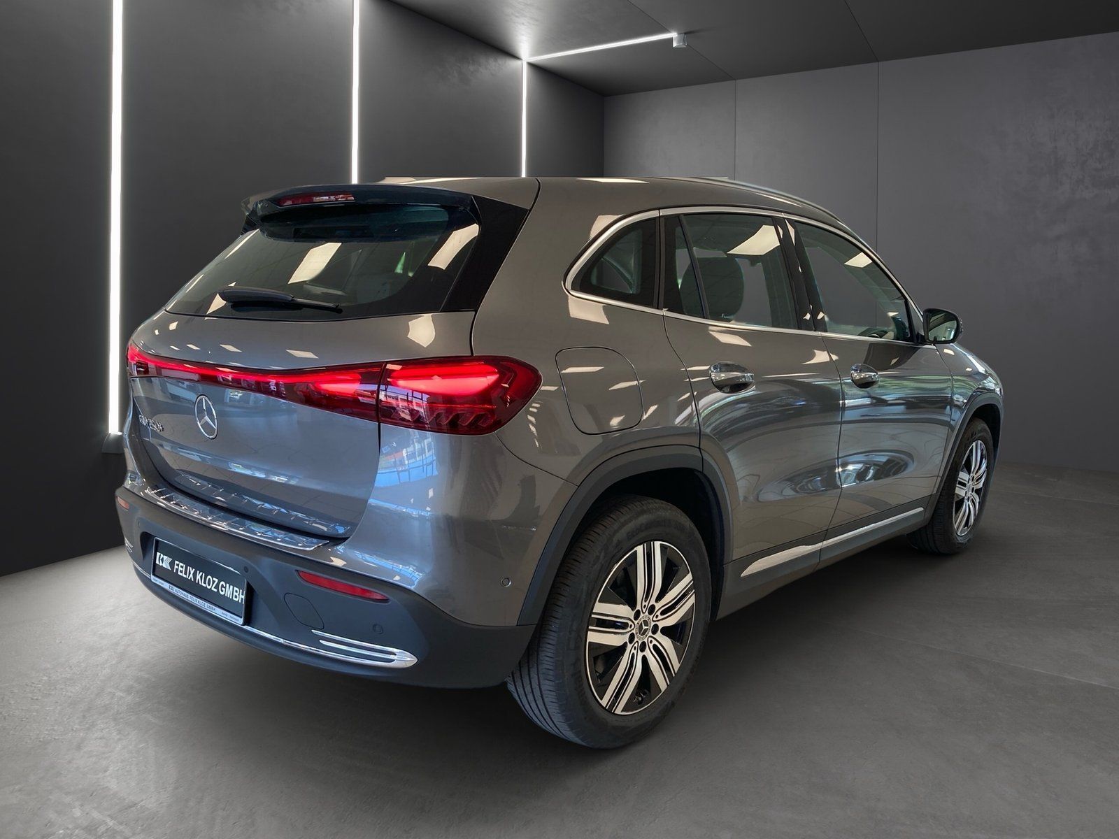 Fahrzeugabbildung Mercedes-Benz EQA 250+ Electric Art*Distronic*LED*Kam*Totwink*