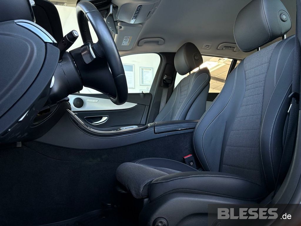 MERCEDES-BENZ E 220 – Bild 16