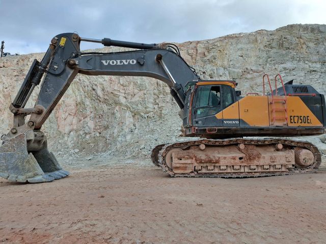 Volvo EC750/BJ 2020/9300 Stunden