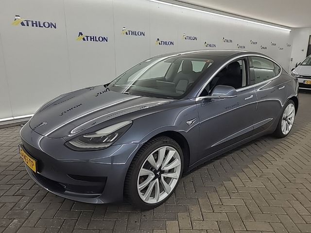 Tesla Model 3 Standard RWD Plus [ AUTOPILOT+19" LMV+60