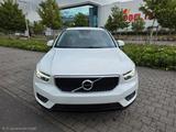 Volvo XC40 T2 Momentum Core 