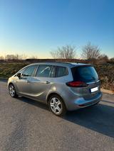 Opel Zafira Tourer 1.8 spritzig & langlebig - Opel Zafira Tourer in Stuttgart