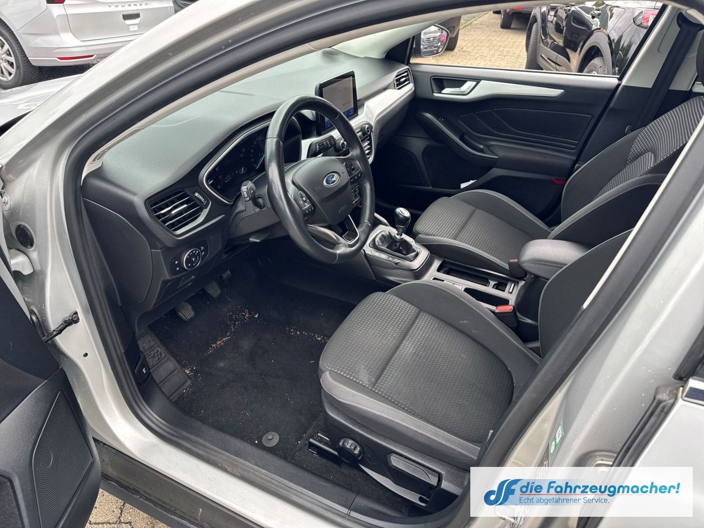 Fahrzeugabbildung Ford Focus Turnier 1.0 EcoBoost EU6d-T *EXPORT