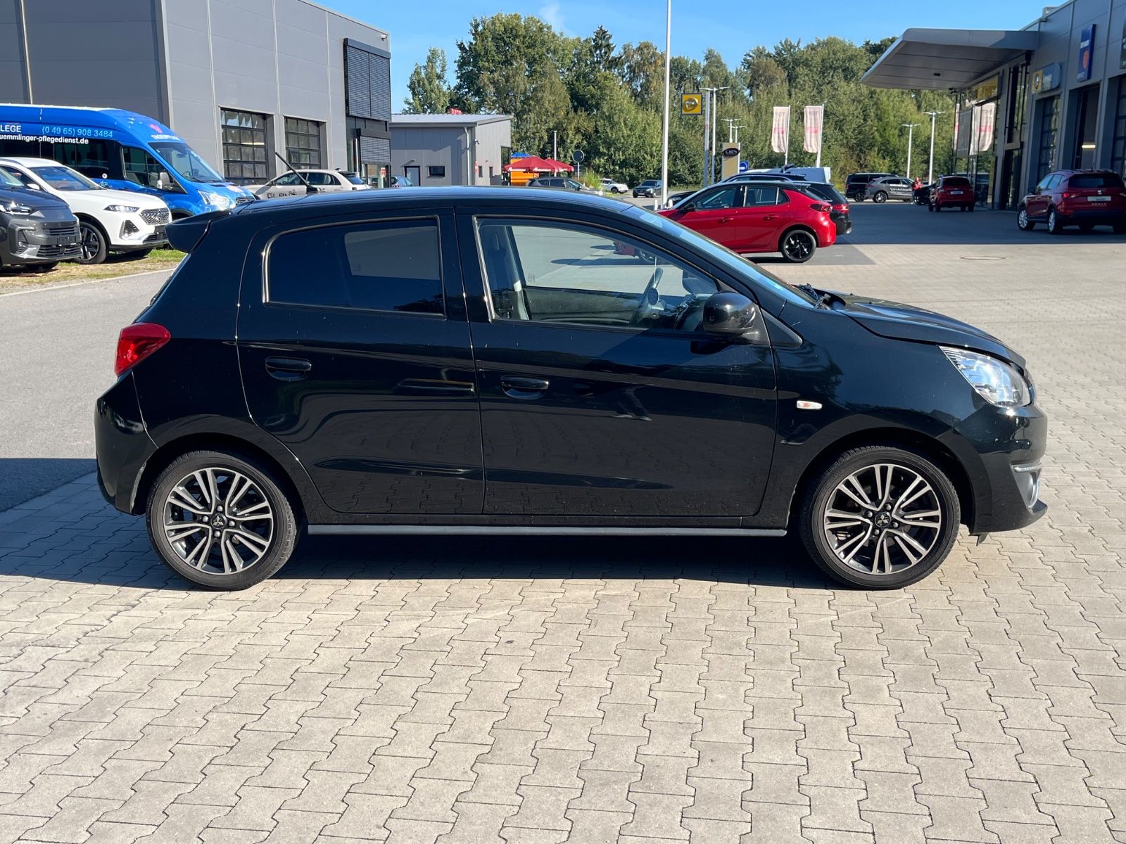 Fahrzeugabbildung Mitsubishi Space Star 1.2 CVT Edition+ UNFALL-&HAGELSCHADEN