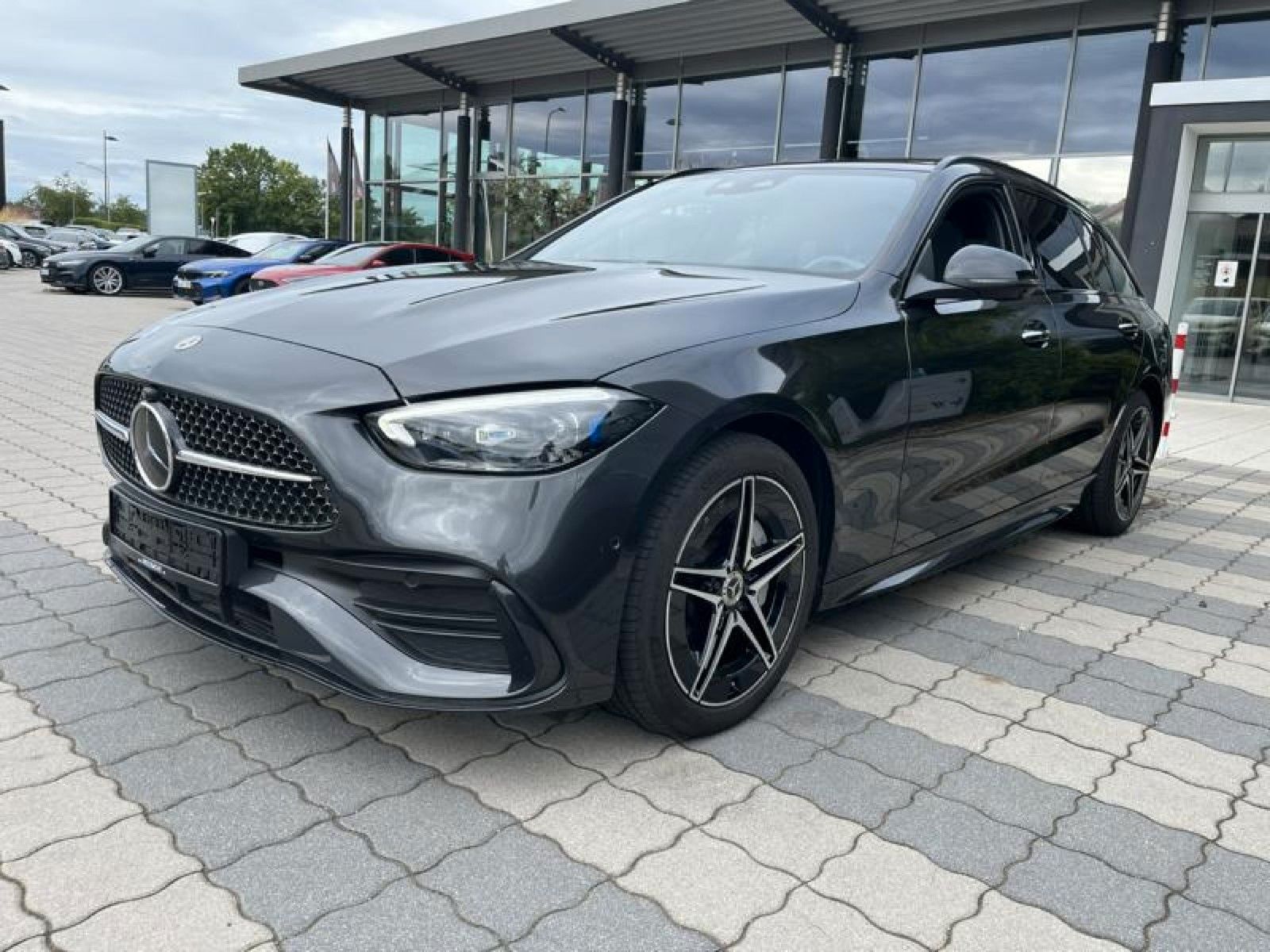 MERCEDES-BENZ C 300de T AMG Line 4Matic HuD+PANO+BURMESTER