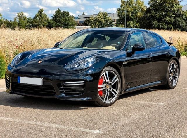 Porsche Panamera GTS Sport/Bremsen neu/ Tüv neu/Bose