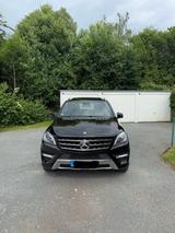 Mercedes-Benz Mercedes Ml 350 Bluetec AMG DIST+ AHK PANO... - Mercedes-Benz ML 350 in Herne