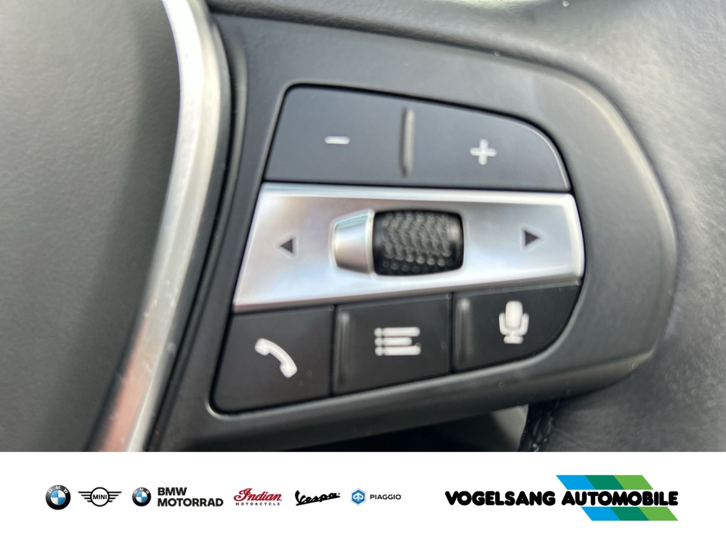 Fahrzeugabbildung BMW Z4 sDrive20i,M-Aerodynamik,DrivingAssistant,Komf