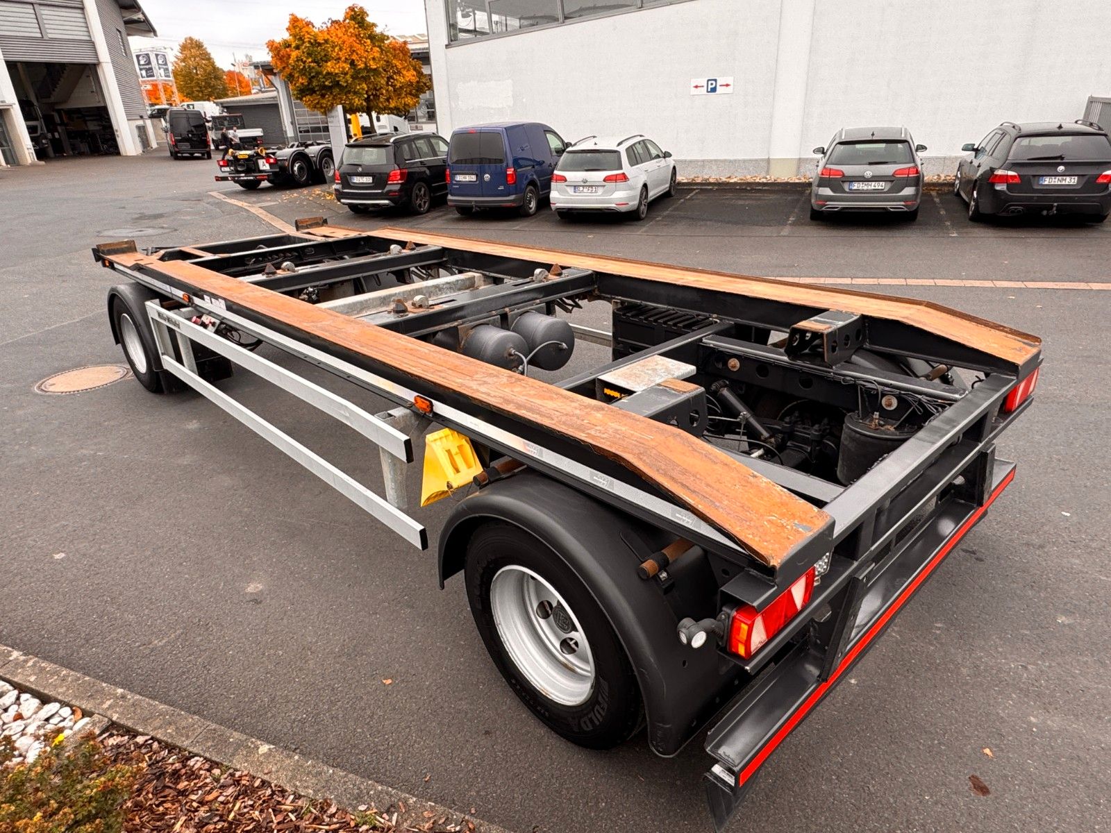 Fahrzeugabbildung Müller-Mitteltal RA-T 18,0 Containerfahrgestell