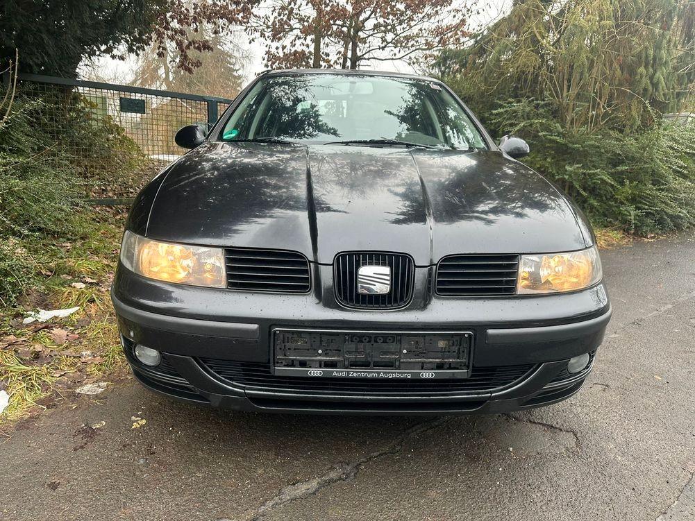 Seat Leon 1,6 16V Sport.PDC.Klima.Alus.Tü9.26