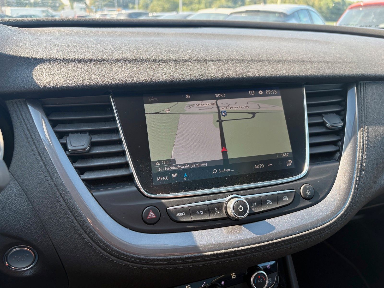 Fahrzeugabbildung Opel Grandland (X) 1.2 Aut. Ultimate Navi Leder Pano
