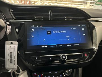 Fotografie des Opel Corsa F Kamera LED Sitzheizung Allwetterreifen