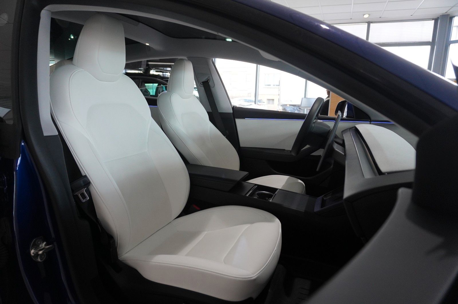 Fahrzeugabbildung Tesla Model 3 HIGHLAND DUAL-MOTOR NAVI/LED/KAMERA/AMD