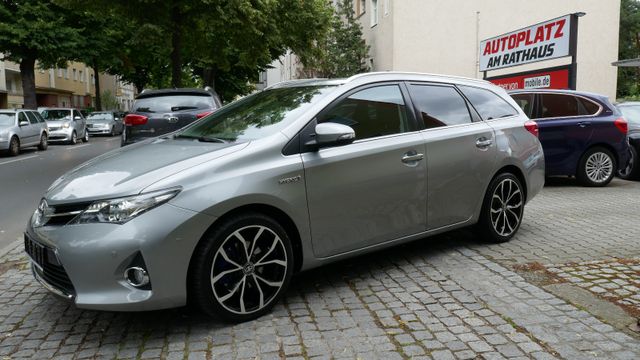 Toyota Auris Touring Sports Hybrid Life+, Navi/Kamera