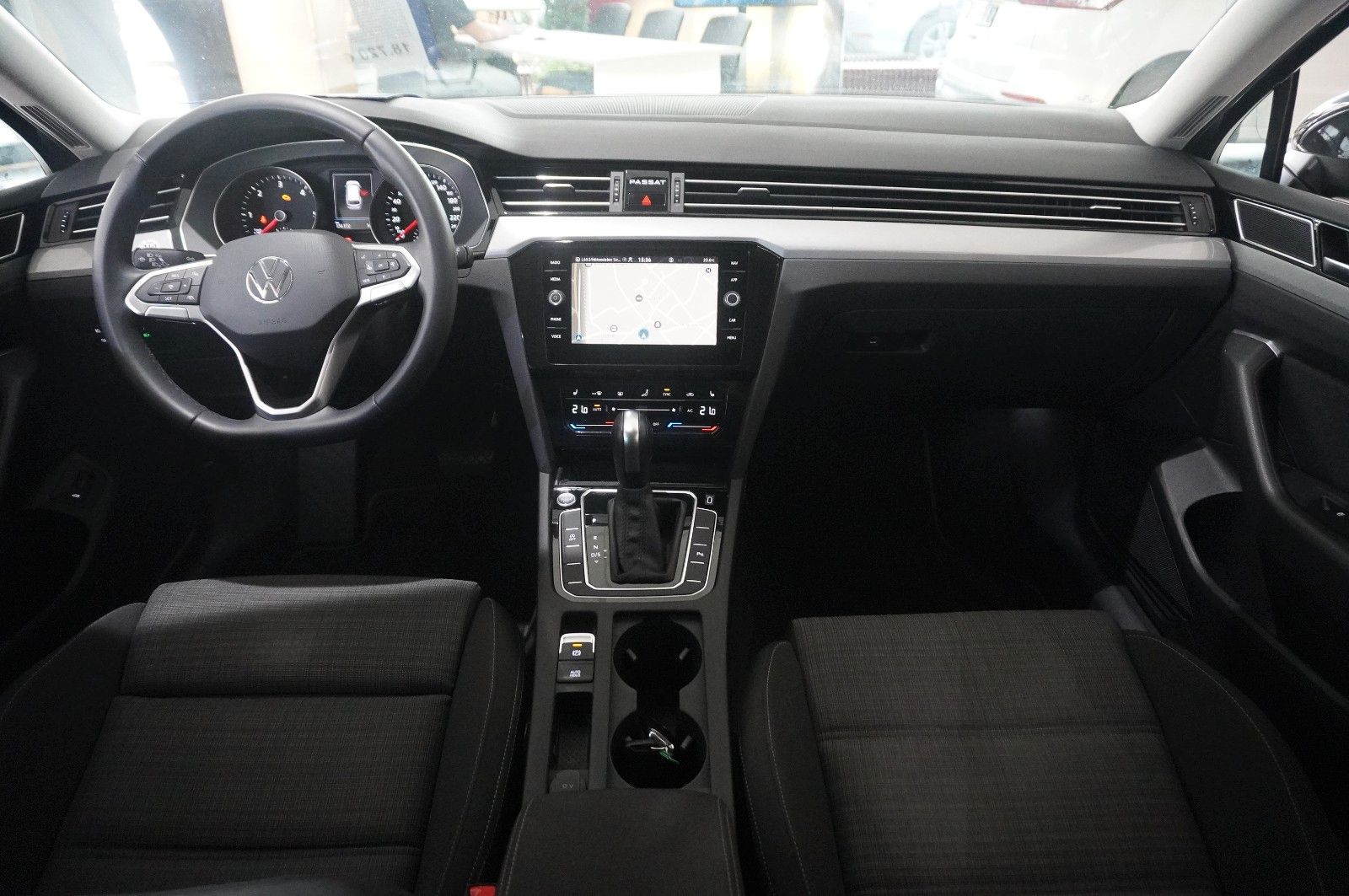 Fahrzeugabbildung Volkswagen Passat Var. 2.0D BUSINESS DSG NAVI/LED/KAMERA/SH