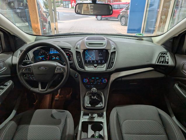 Ford Kuga Cool & Connect