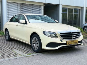 Mercedes E 200 - 5