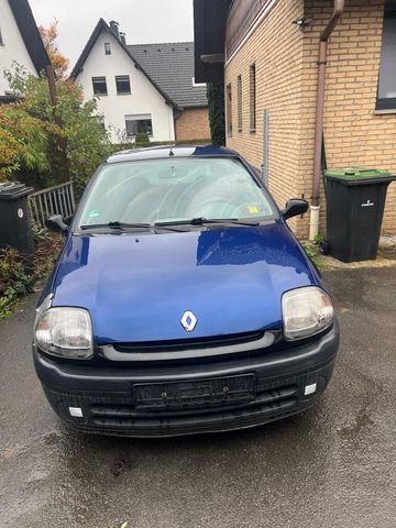 Renault Clio Basis 1.2 Basis