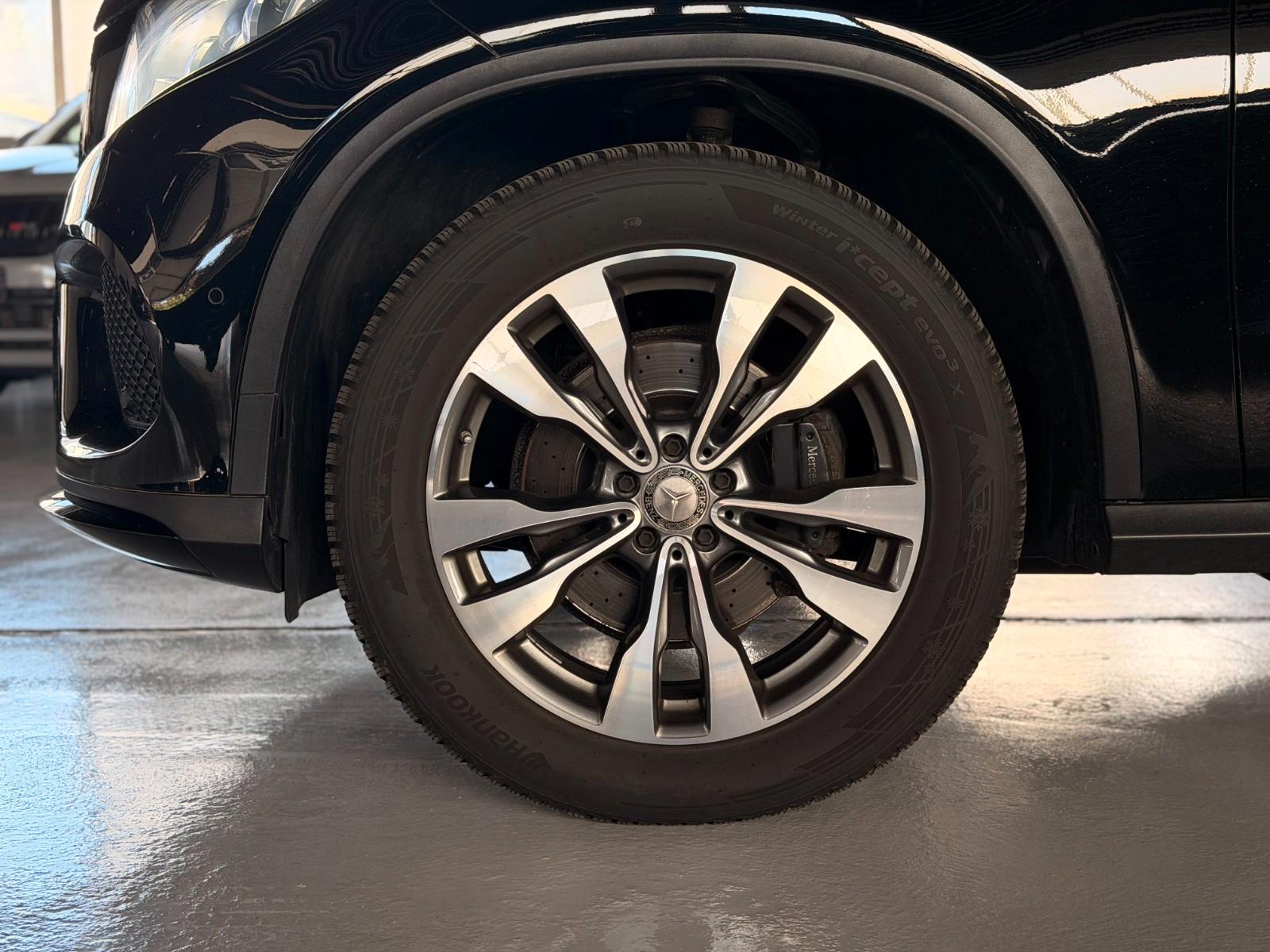 Mercedes-Benz GLE 350d Coupe 4Matic AMG-Line Night LED