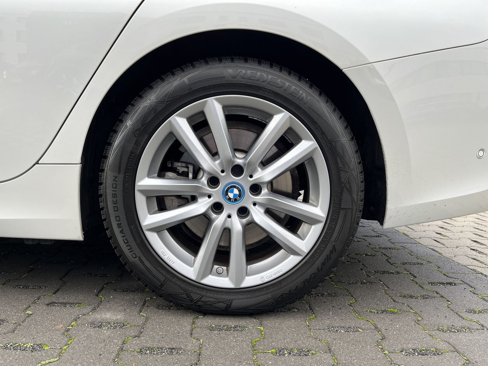 BMW 330 e Advantage | Navi | DAB | LED |Sitzheizung foto 20
