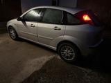 Ford Gepflegter Ford Focus Ghia - Ford Focus aus 2001: Ghia