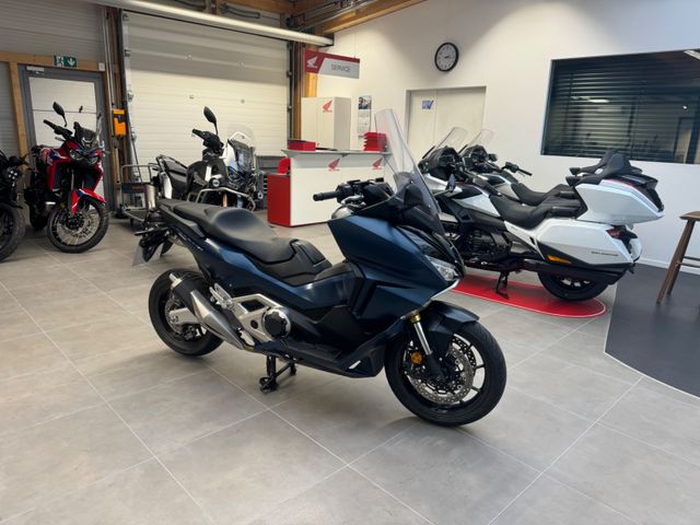 Honda Forza 750 2024 *Service und TÜV neu