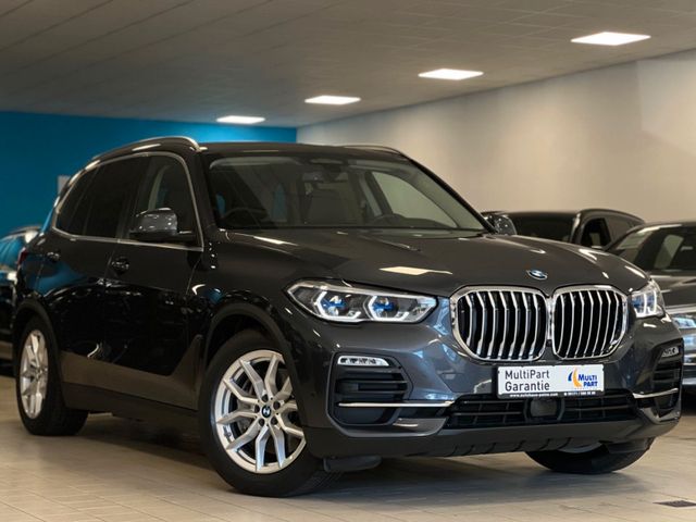 BMW X5xD45e/HUD/Laser/MassaBelüfStz/Park+Driv+/SoftC