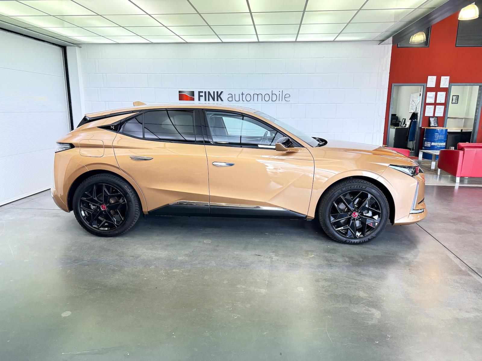 DS Automobiles 4 E-Tense 225 Performance Line+ 1.Hand