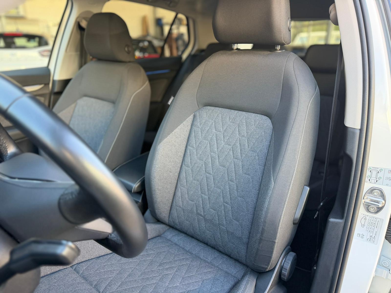 Volkswagen Golf VIII 1.0 TSI MOVE *RFK*SHZ*AppConnect*, миниатюра 10
