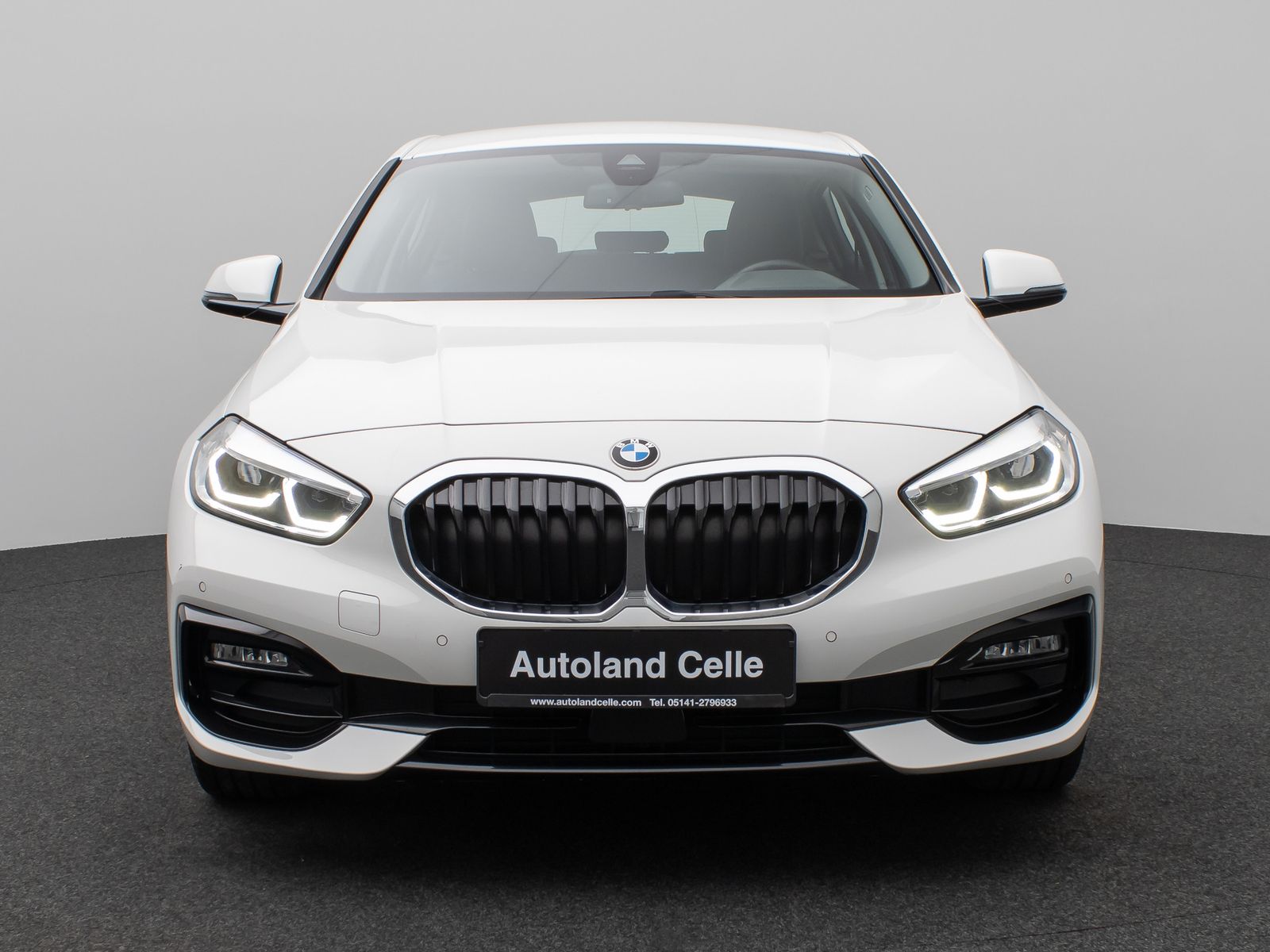 Fahrzeugabbildung BMW 118i SportLine Kamera DAB Lenkrhzg Komfort Alarm