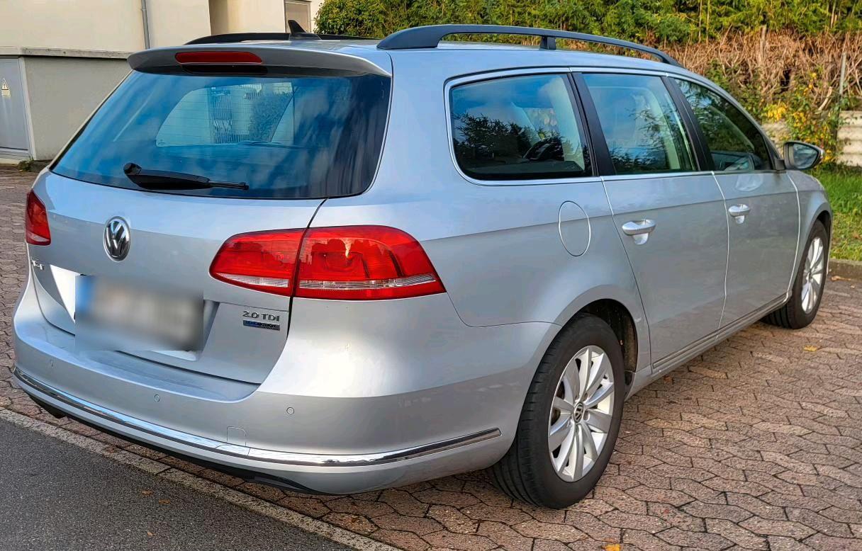 Volkswagen Passat 2011 — photo 10