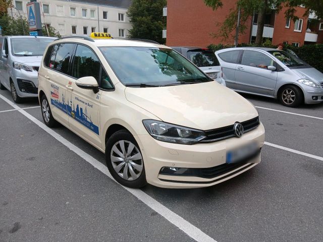 Volkswagen VW Touran Taxi 2.0 Diesel Besichtigen Hanburg