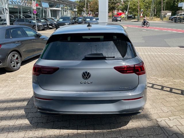 Volkswagen Golf - Bild 6