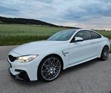 BMW M4 Carbon 360Kamera Led Navi HupD Key Less - gebrauchte BMW M4 aus dem Jahr 2015