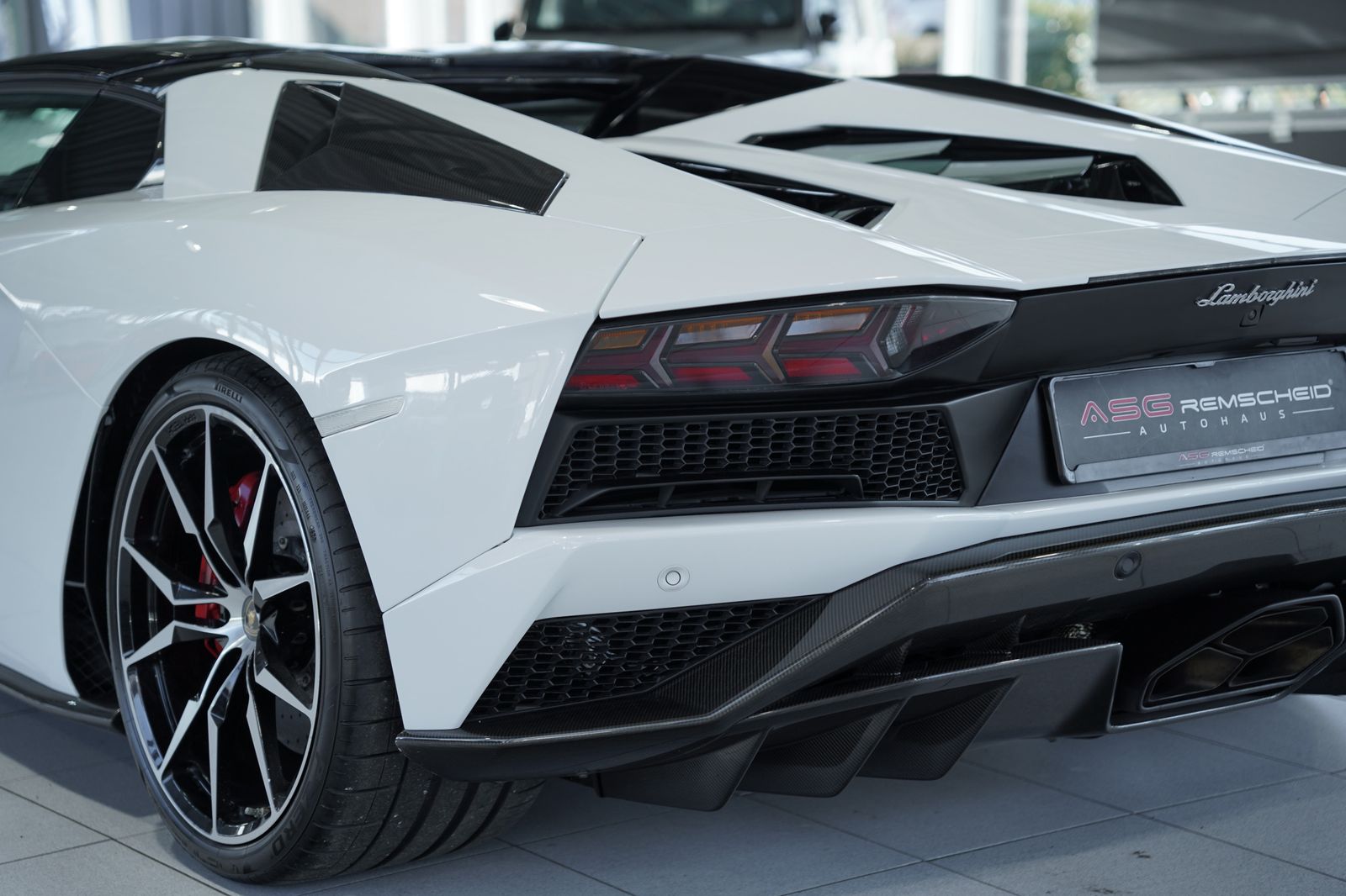 Lamborghini Aventador