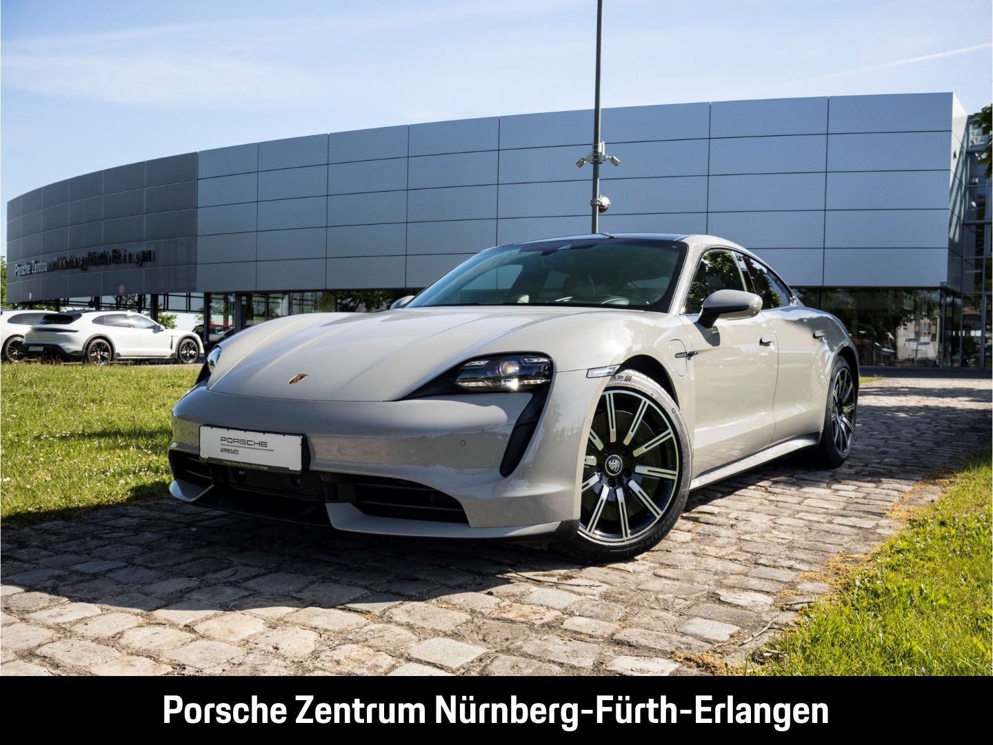 PORSCHE Taycan Turbo BOSE LED-Matrix InnoDrive SurroundV