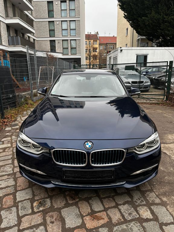 Image of BMW 330