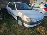 Peugeot 306 XR  1 Hd.  Mit über 30 Jahren ein  Oldtimer. - Peugeot aus 1994
