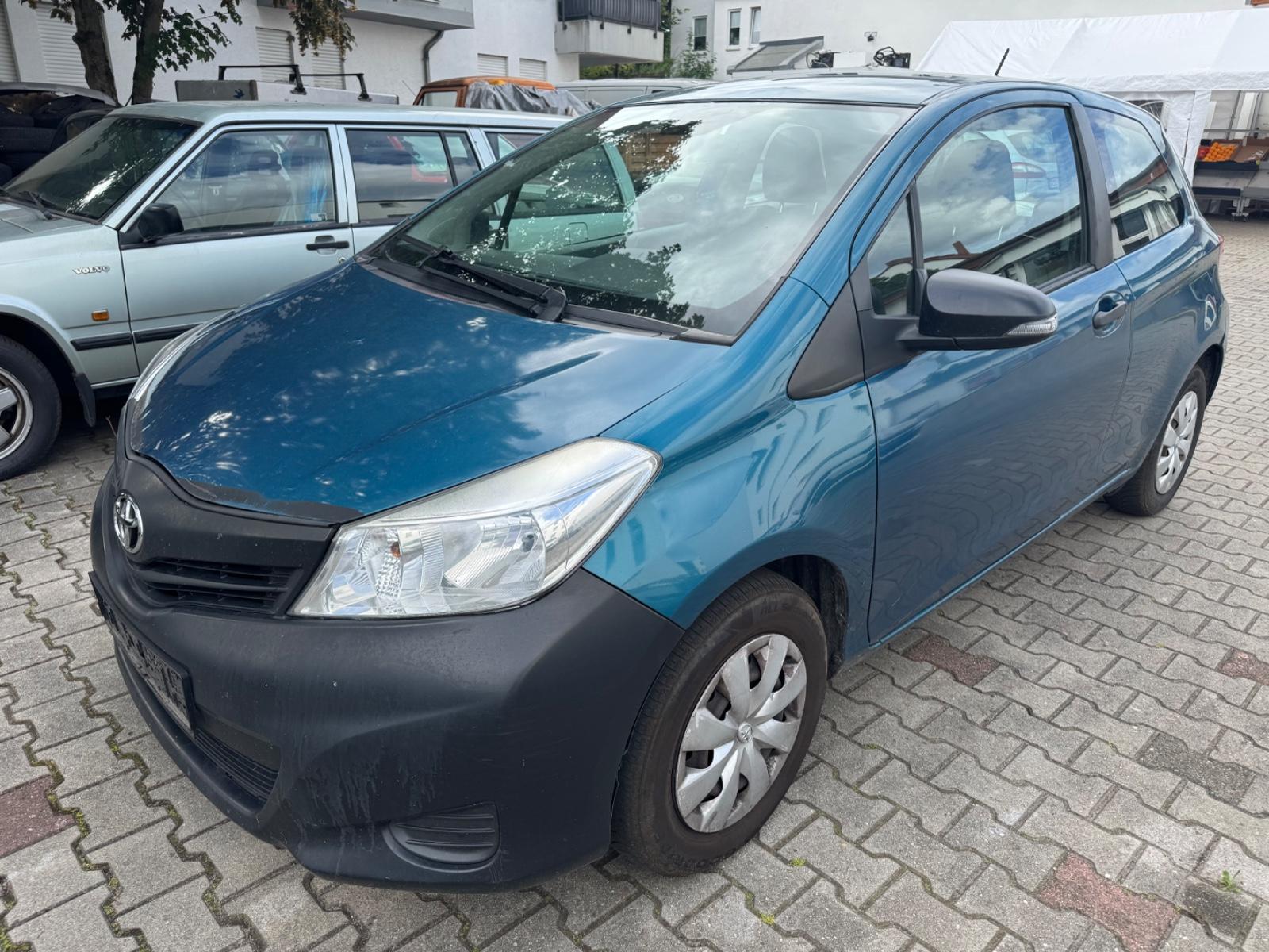 Toyota Yaris 1,0-l-Dual-VVT-i Cool