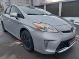 Toyota Prius 1.8-l-VVT-i Plug-in Comfort *USA IMPORT* - Toyota Prius Hybrid (/Elektro) Plug in mit Benzin-Antrieb