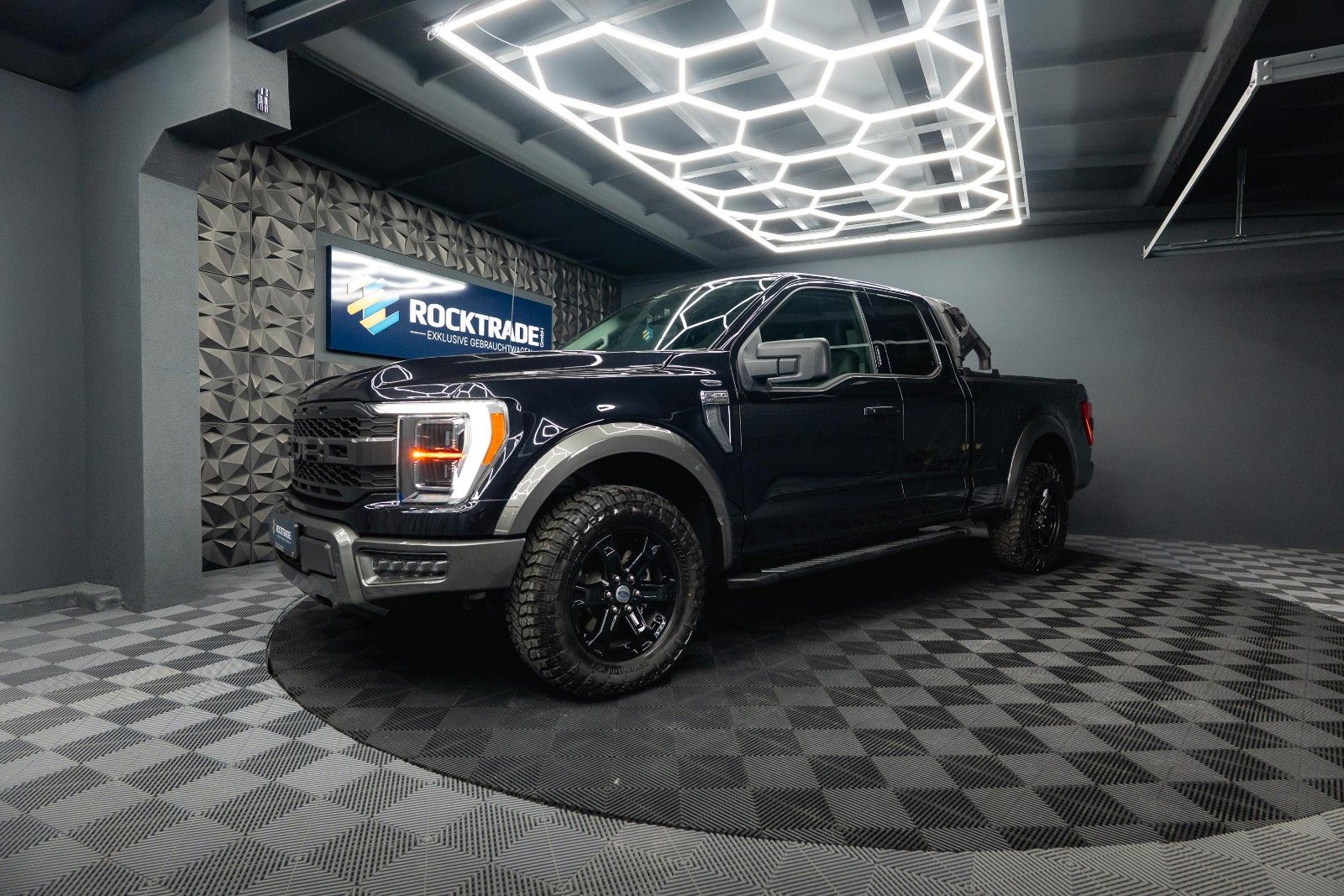 Fahrzeugabbildung Ford F150 5.0L V8 4x4 Offroad SuperCab RAPTOR 19%