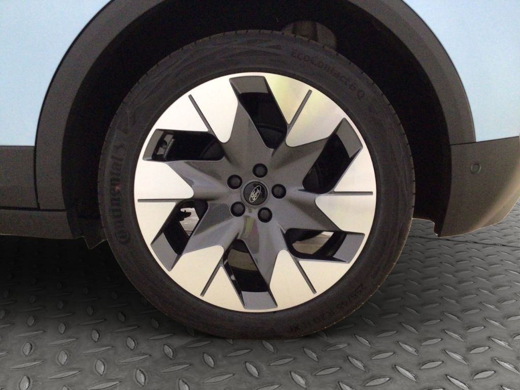 Fahrzeugabbildung Ford Explorer Premium RWD Tempomat SpurhalteASS LED